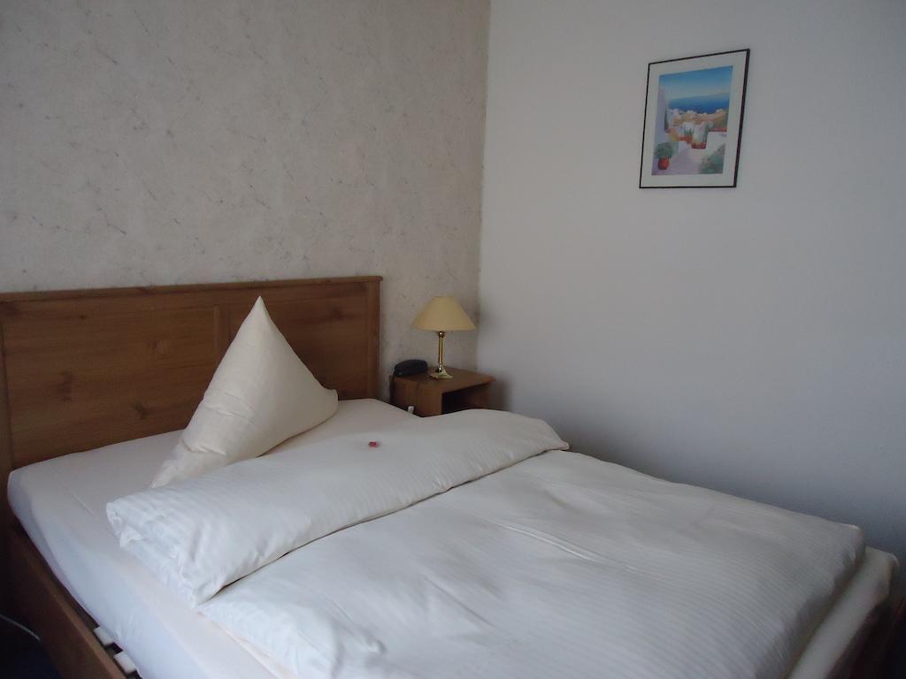 Hotel Central Oberursel  Habitación foto